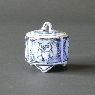 九谷古青窯・くま野 【縁起・めでたい、個性(こせい)的な九谷焼】