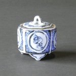 画像1: 香炉（円筒型/磁器）・宝尽くし (1)