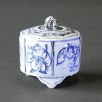 画像1: 香炉（円筒型/磁器）・割取七福神唐子 (1)